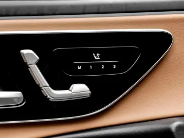 MERCEDES-BENZ E 200 AMG-Sport Night DIGITAL Distr 36&hellip;