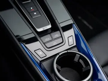 PORSCHE 992 911 Carrera GTS Cabriolet 14 Wege Sitze BOSE