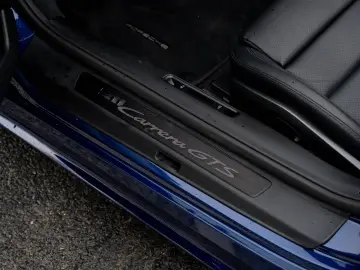 PORSCHE 992 911 Carrera GTS Cabriolet 14 Wege Sitze BOSE