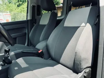 Volkswagen Caddy   Fab. 10.2011   1.6 DIESEL   Euro 5