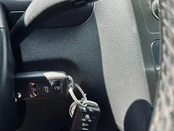 Volkswagen Caddy   Fab. 10.2011   1.6 DIESEL   Euro 5