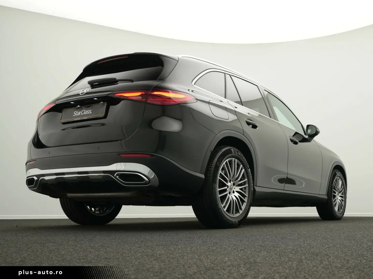 MERCEDES-BENZ GLC 200 4M Avantgarde Kamera 19  LED MBUX Memo