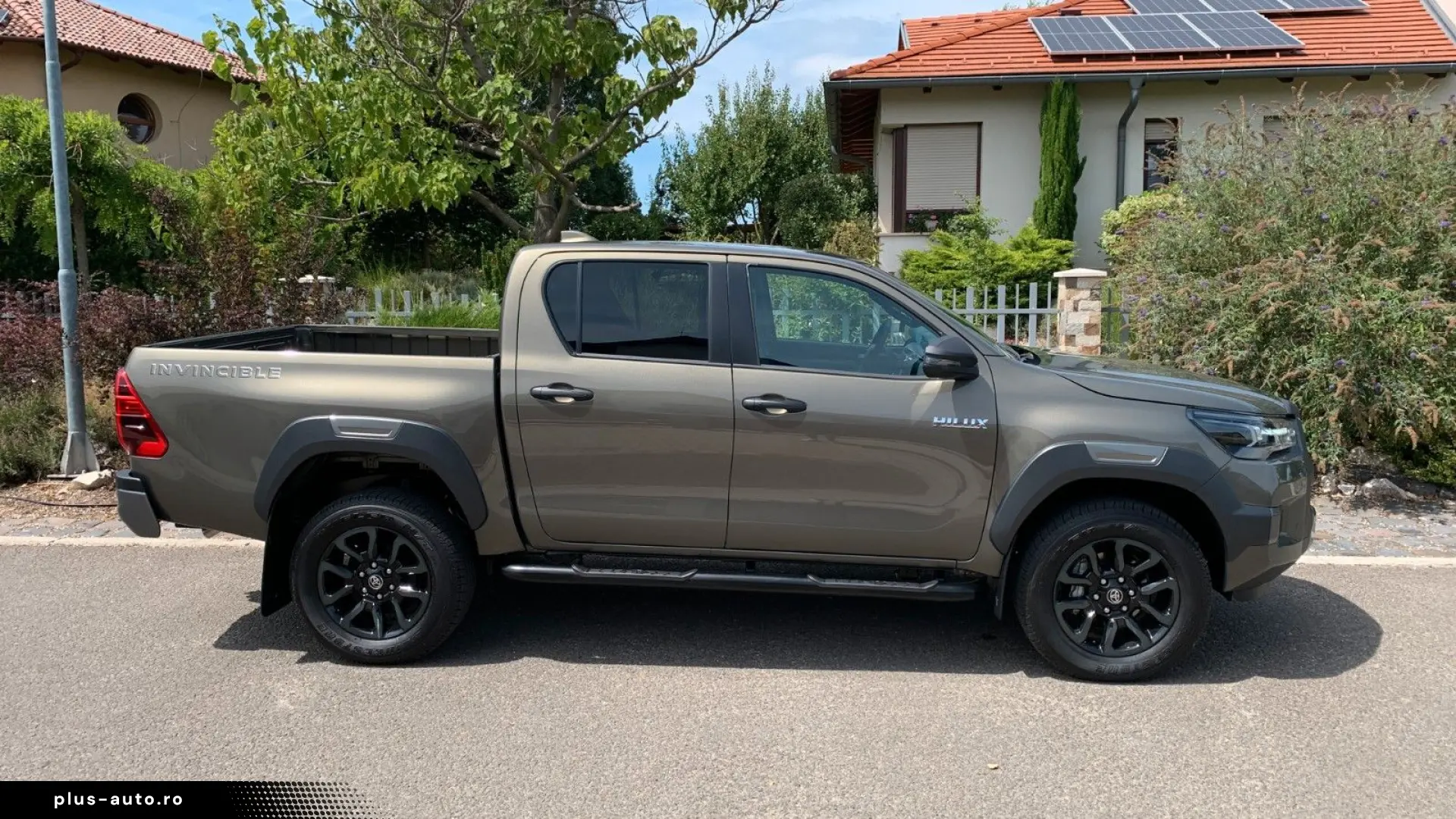 TOYOTA Hilux 2.8 D-4D 4X4 INVINCIBLE   SCHALTGETRIEBE!!