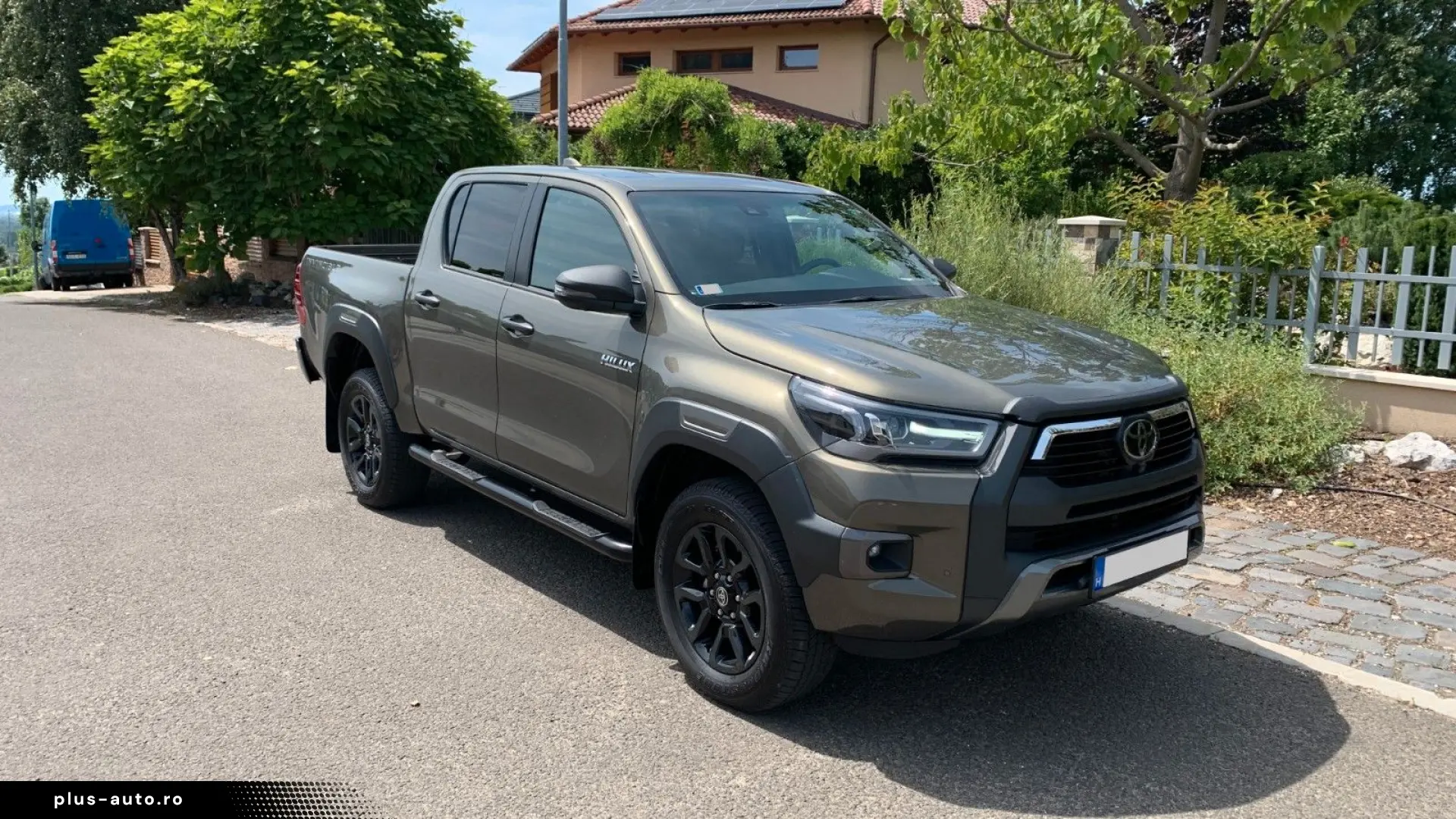 TOYOTA Hilux 2.8 D-4D 4X4 INVINCIBLE   SCHALTGETRIEBE!!