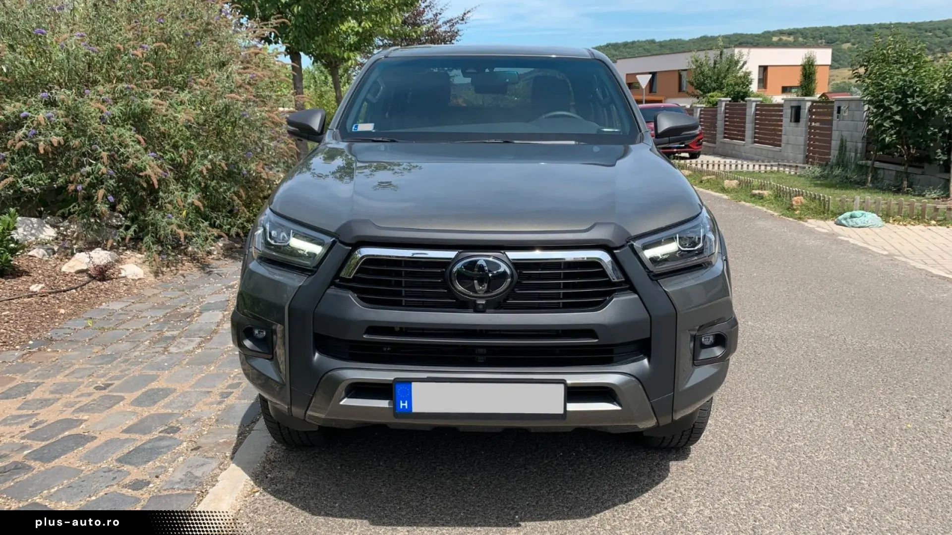 TOYOTA Hilux 2.8 D-4D 4X4 INVINCIBLE   SCHALTGETRIEBE!!