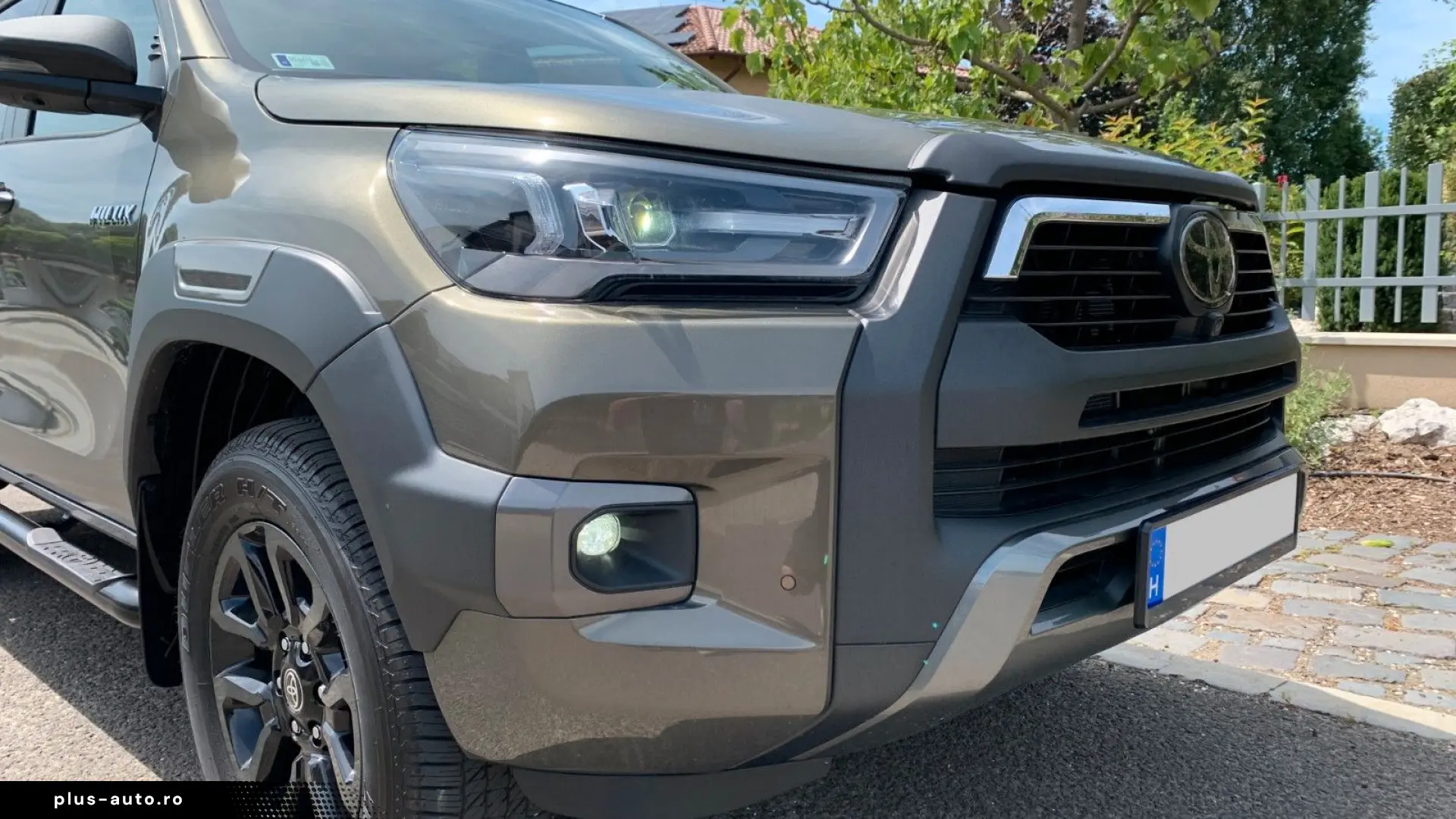 TOYOTA Hilux 2.8 D-4D 4X4 INVINCIBLE   SCHALTGETRIEBE!!