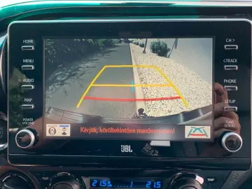 TOYOTA Hilux 2.8 D-4D 4X4 INVINCIBLE   SCHALTGETRIEBE!!