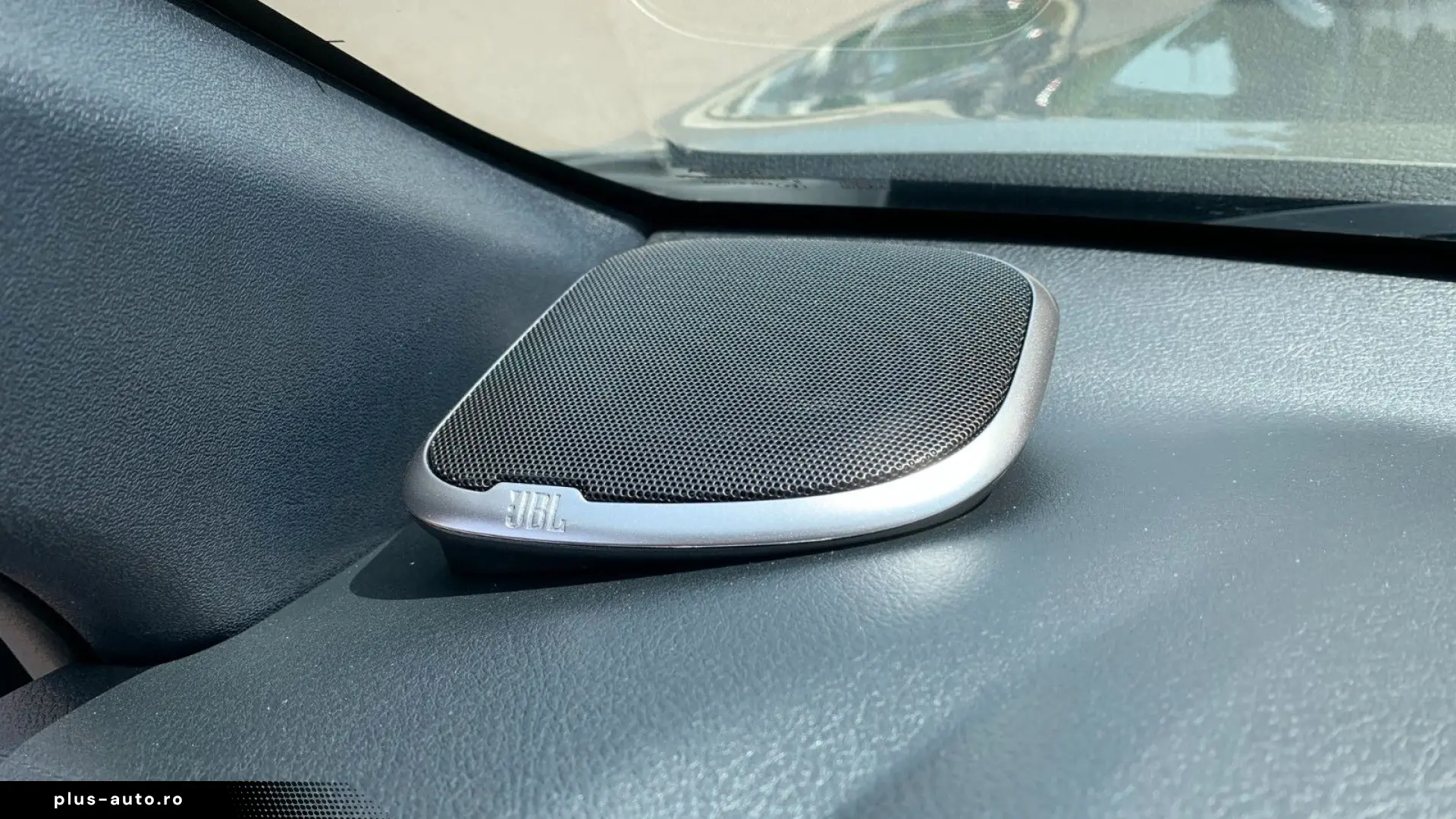 TOYOTA Hilux 2.8 D-4D 4X4 INVINCIBLE   SCHALTGETRIEBE!!