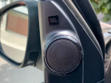 TOYOTA Hilux 2.8 D-4D 4X4 INVINCIBLE   SCHALTGETRIEBE!!