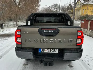 TOYOTA Hilux 2.8 D-4D 4X4 DOUBLE INVINCIBLE NET  47990.