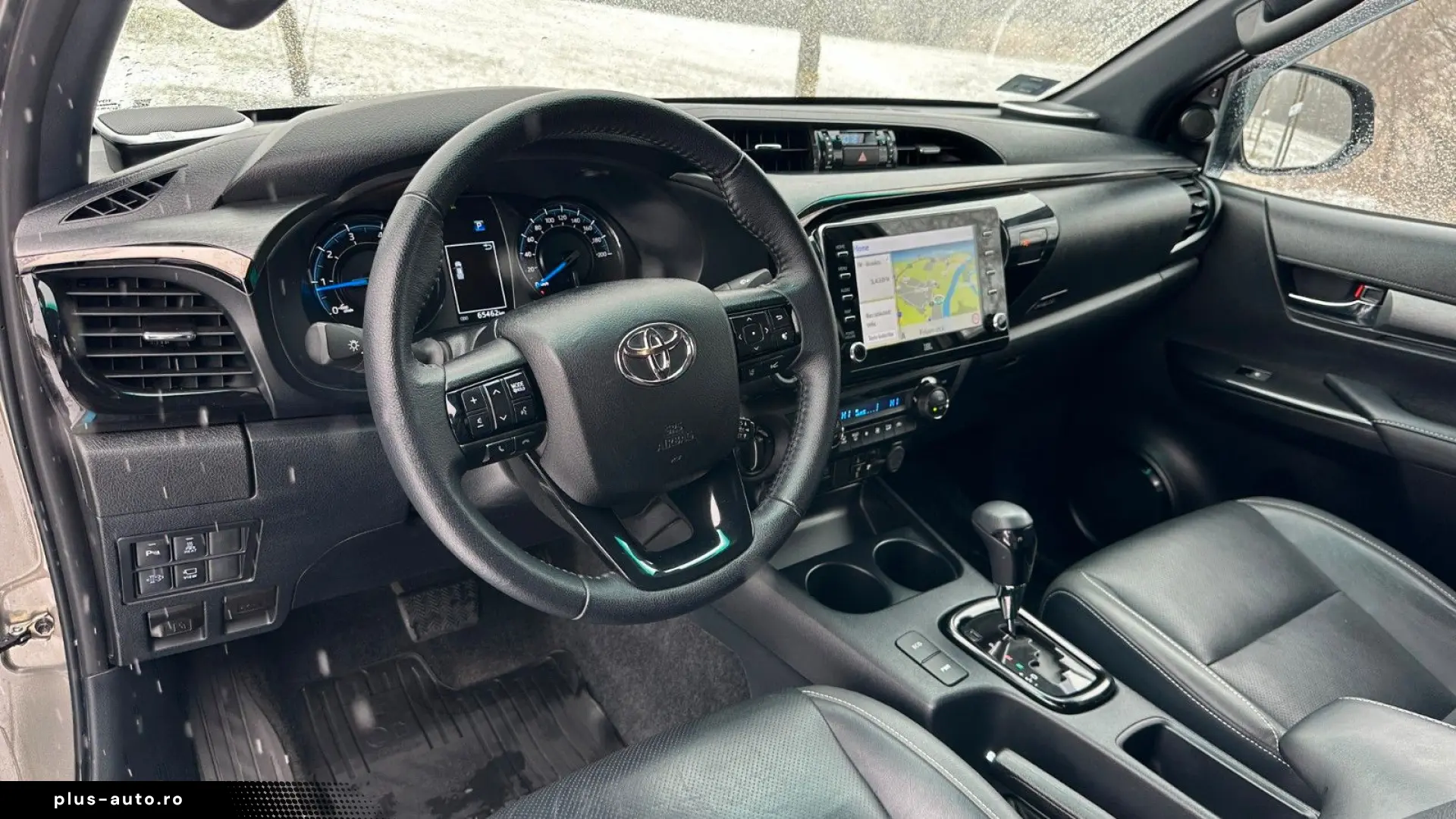 TOYOTA Hilux 2.8 D-4D 4X4 DOUBLE INVINCIBLE NET  47990.