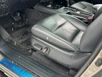 TOYOTA Hilux 2.8 D-4D 4X4 DOUBLE INVINCIBLE NET  47990.