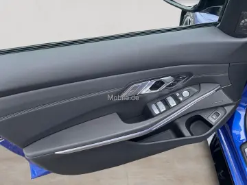 BMW M3 Competition   GARANTIE-bis-03.2030