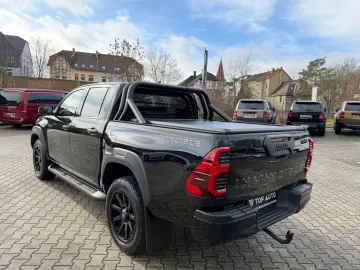 TOYOTA Double Cab INVINCIBLE 2.8 Aut.Leder.LED.Kamera.