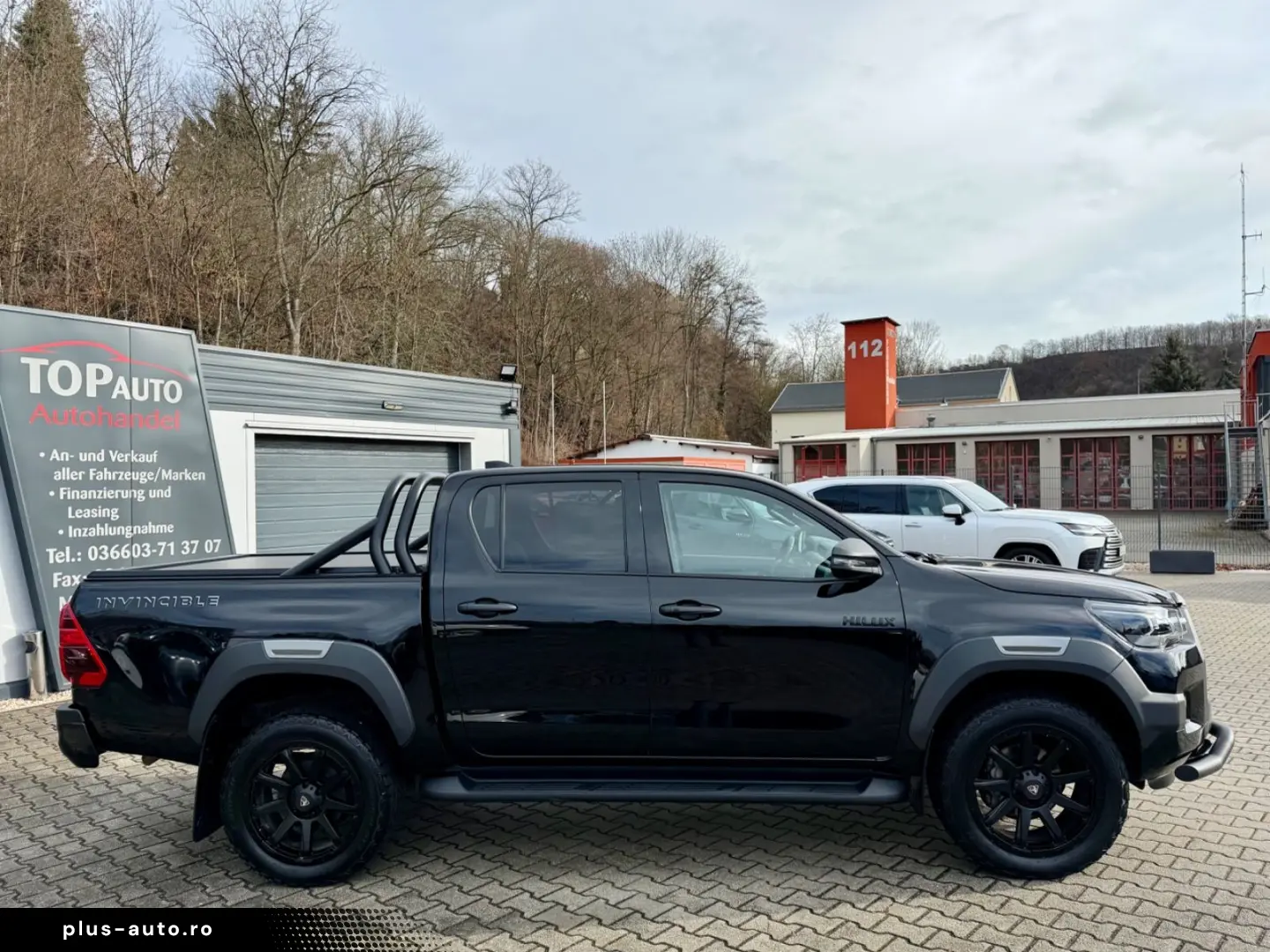 TOYOTA Double Cab INVINCIBLE 2.8 Aut.Leder.LED.Kamera.