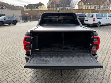 TOYOTA Double Cab INVINCIBLE 2.8 Aut.Leder.LED.Kamera.