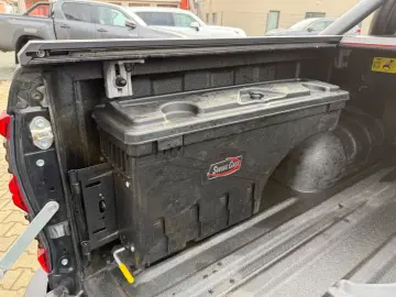 TOYOTA Double Cab INVINCIBLE 2.8 Aut.Leder.LED.Kamera.