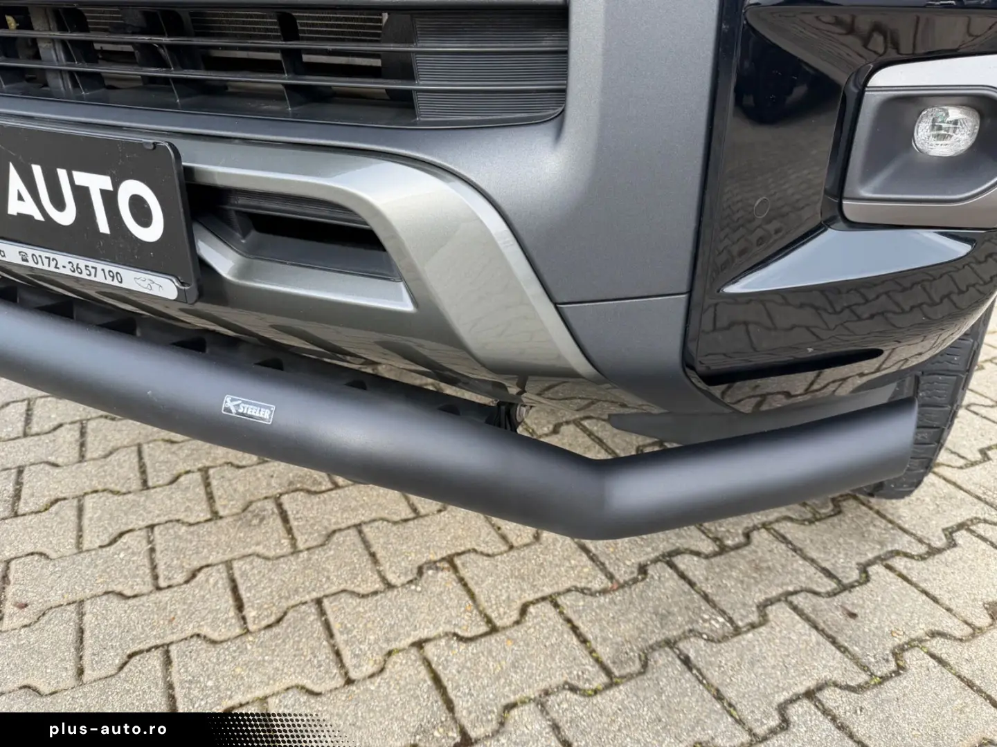 TOYOTA Double Cab INVINCIBLE 2.8 Aut.Leder.LED.Kamera.