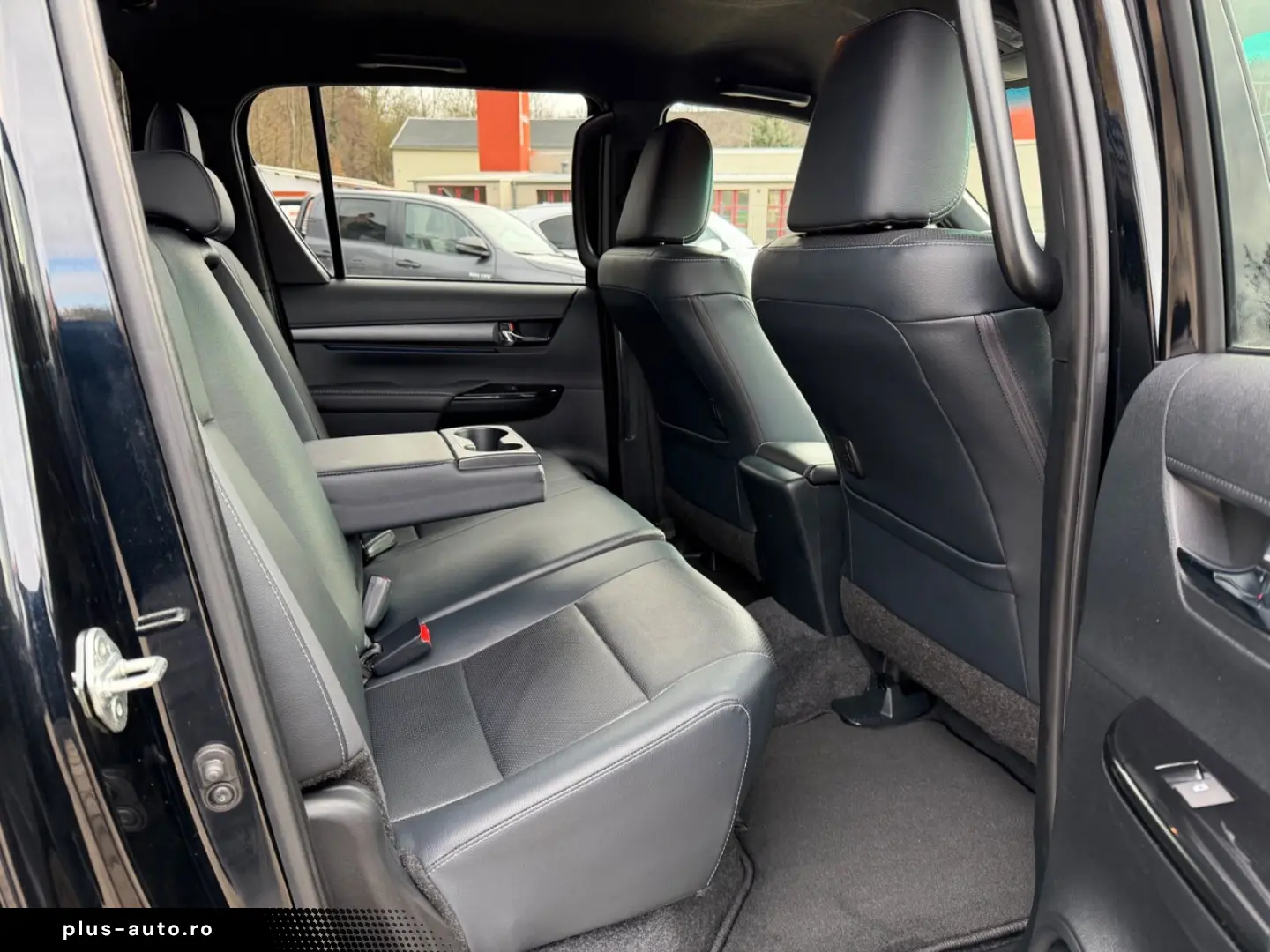 TOYOTA Double Cab INVINCIBLE 2.8 Aut.Leder.LED.Kamera.