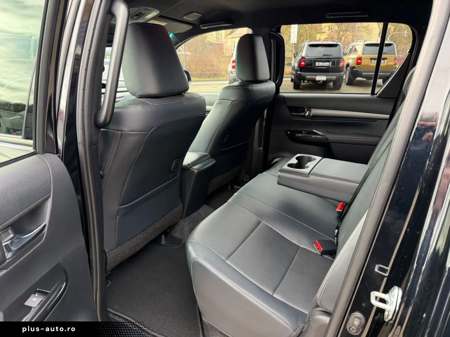 TOYOTA Double Cab INVINCIBLE 2.8 Aut.Leder.LED.Kamera.