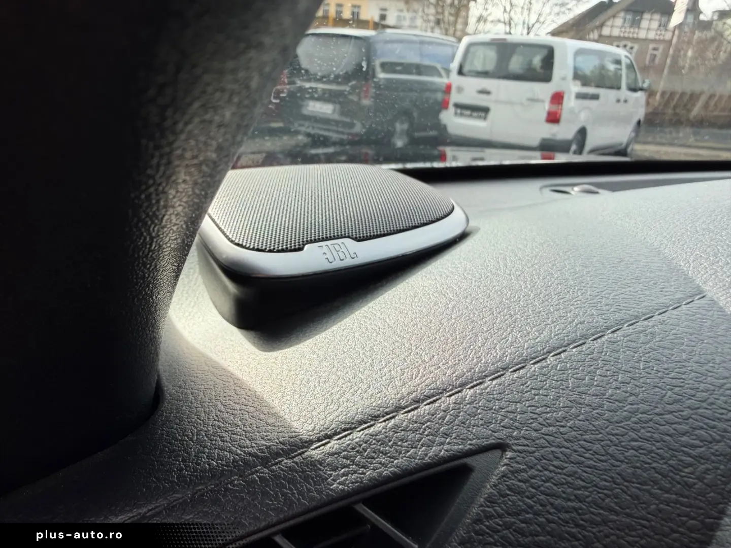 TOYOTA Double Cab INVINCIBLE 2.8 Aut.Leder.LED.Kamera.