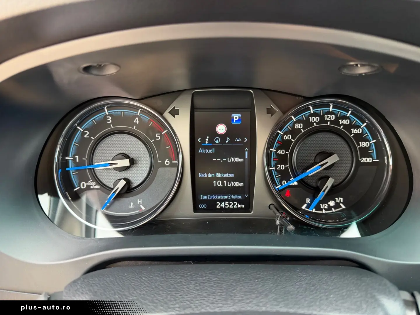 TOYOTA Double Cab INVINCIBLE 2.8 Aut.Leder.LED.Kamera.