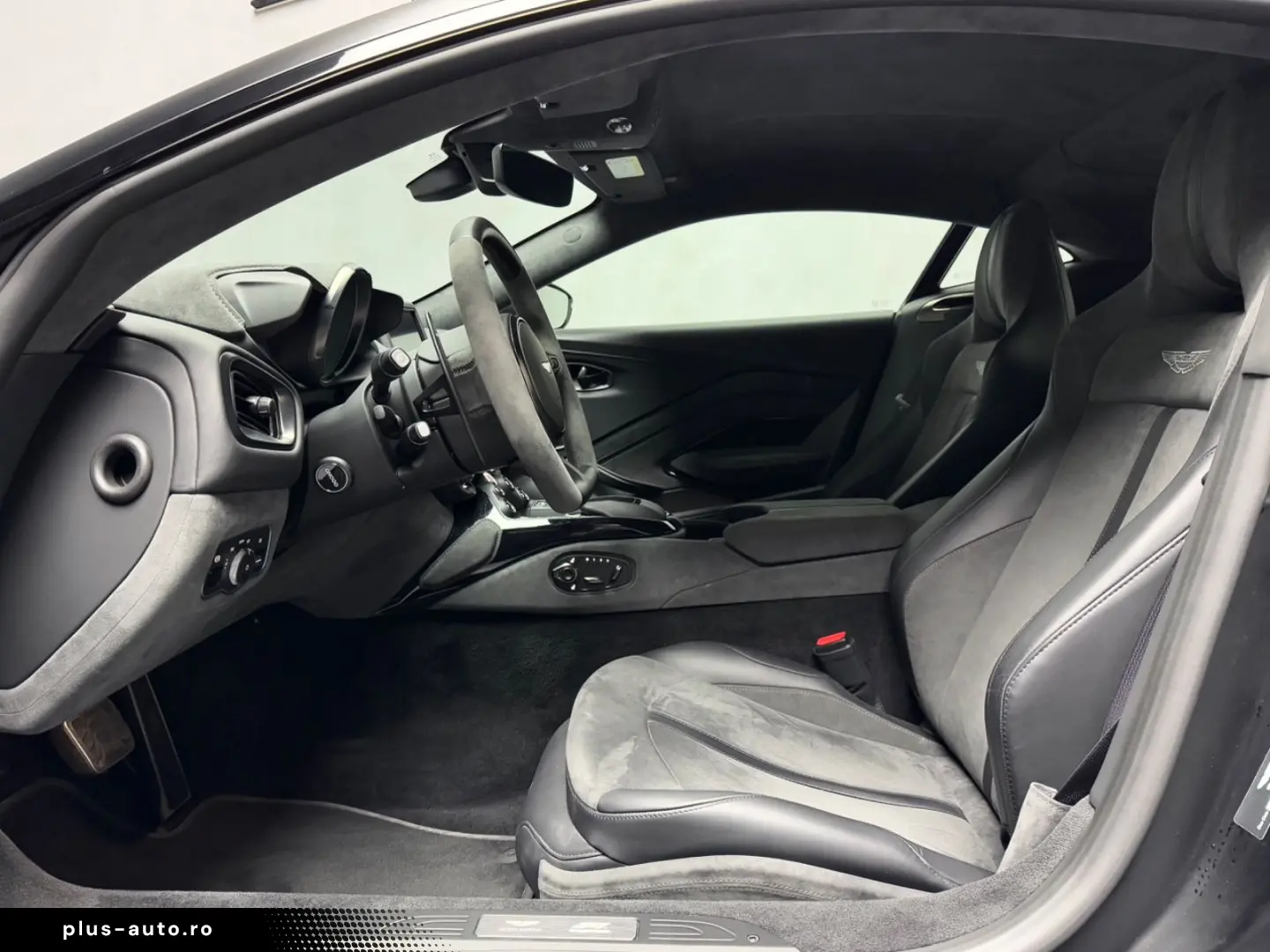 ASTON MARTIN V8 Vantage F1 Edition 360 CARBON AERO JET BLACK