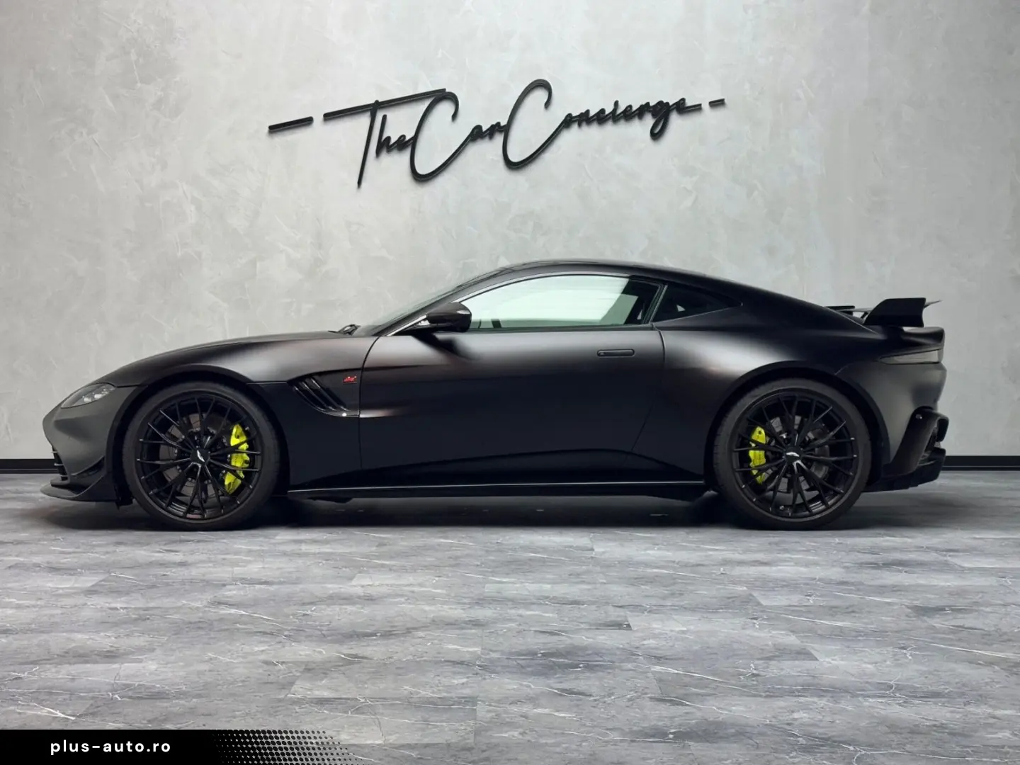 ASTON MARTIN V8 Vantage F1 Edition 360 CARBON AERO JET BLACK