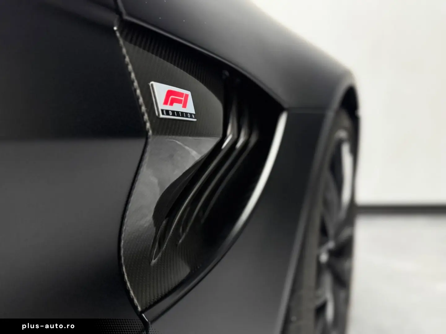 ASTON MARTIN V8 Vantage F1 Edition 360 CARBON AERO JET BLACK