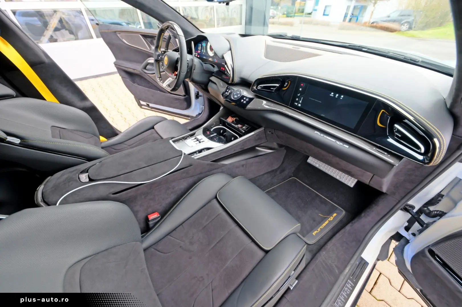 FERRARI Purosangue-SPECIAL COLOUR-FULL CARBON-PANO