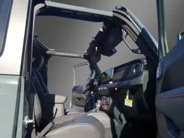 Jeep Wrangler Rubicon Recon Xtreme