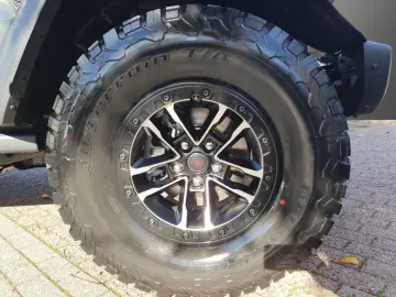 Jeep Wrangler Rubicon Recon Xtreme