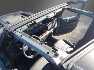 Jeep Wrangler Rubicon Recon Xtreme