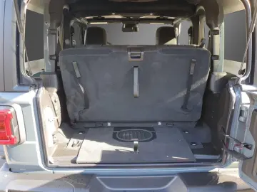 Jeep Wrangler Rubicon Recon Xtreme