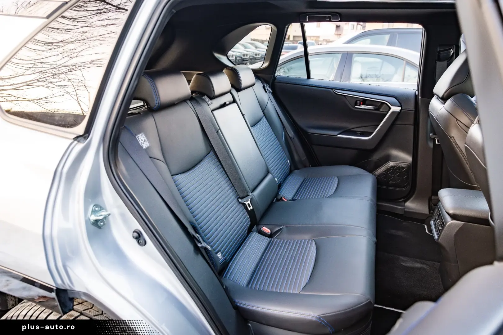 Toyota RAV4 2.5 PHEV VVT-iE 4x4 Style Bi-Tone