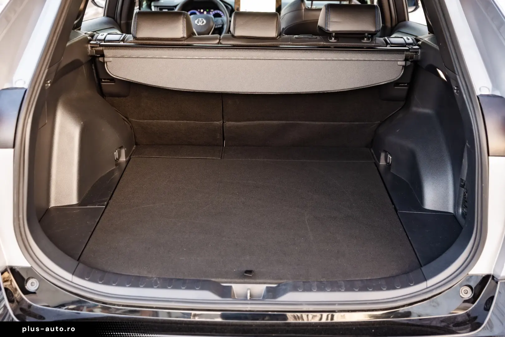 Toyota RAV4 2.5 PHEV VVT-iE 4x4 Style Bi-Tone