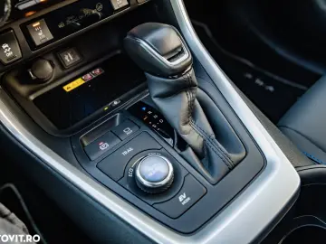 Toyota RAV4 2.5 PHEV VVT-iE 4x4 Style Bi-Tone