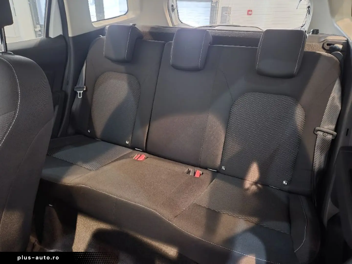 DACIA DUSTER 1.0 TCe GPL 100CP Avantaj