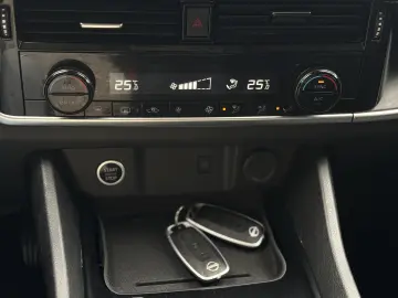 Nissan Qashqai 1.3 DIG-T MHEV Xtronic N-Connecta