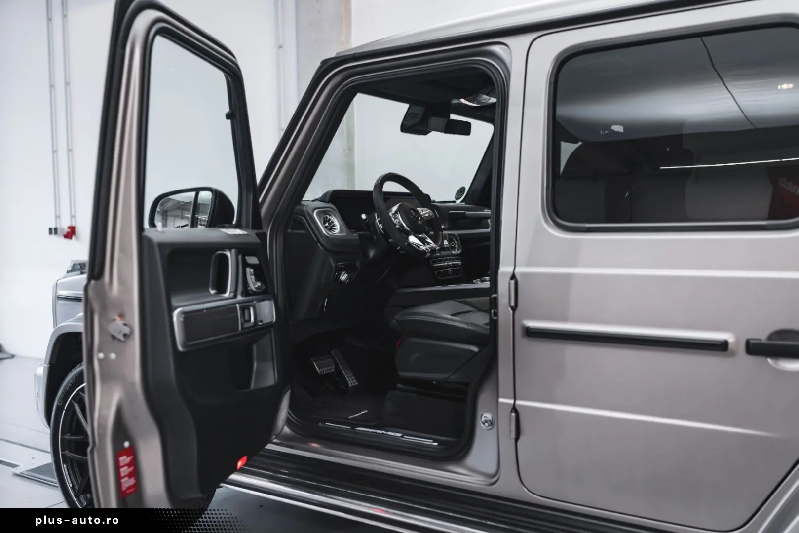 MERCEDES-BENZ G63 AMG  MANUFAKTUR