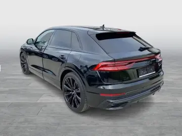 Audi Q8 TFSI E LUFT HUD B&O  23 PANO