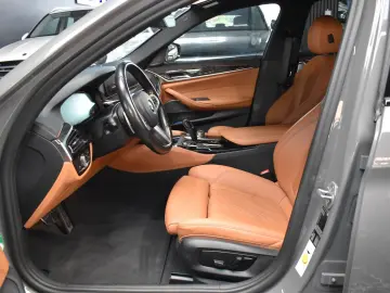 BMW 520 d M SPORT LEDER LASER KEYLESS-GO KAMERA HIFI