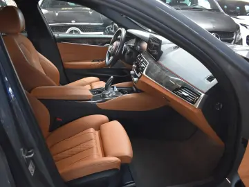 BMW 520 d M SPORT LEDER LASER KEYLESS-GO KAMERA HIFI