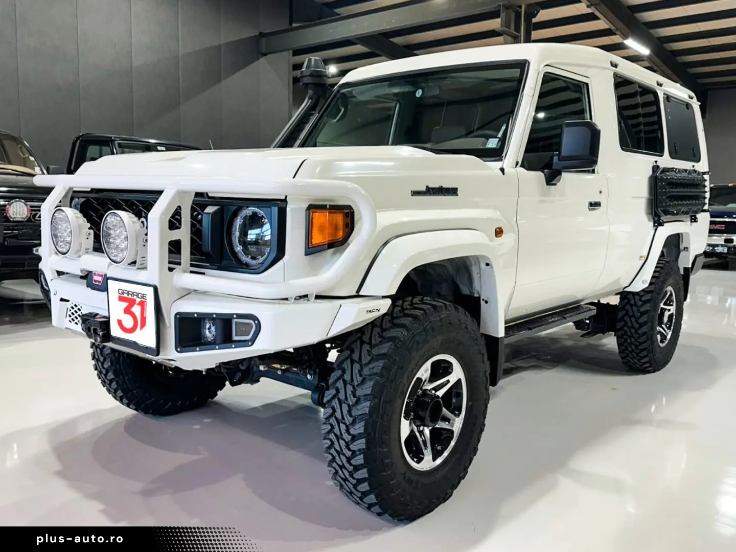 TOYOTA Land Cruiser - GRJ78