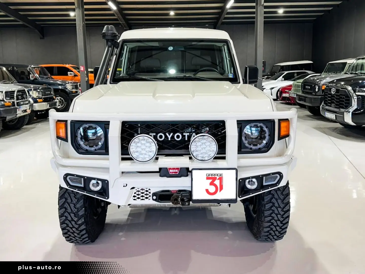 TOYOTA Land Cruiser - GRJ78