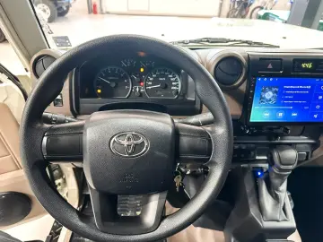 TOYOTA Land Cruiser - GRJ78