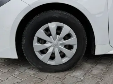 TOYOTA COROLLA 1.8 Hybrid Eco HSD TS E-CVT