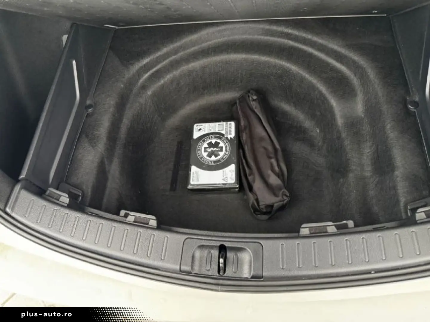 TOYOTA COROLLA 1.8 Hybrid Eco HSD TS E-CVT