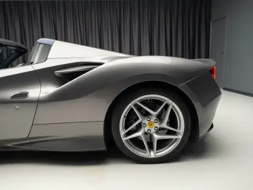 2021 Ferrari F8 Spider Lift PPF Carbon