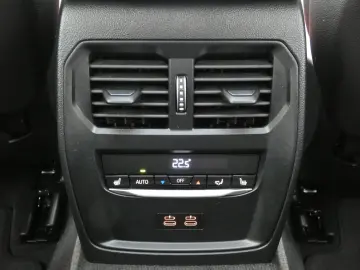 BMW M440i xDrive Gran Coupé HK HiFi DAB LED GSD